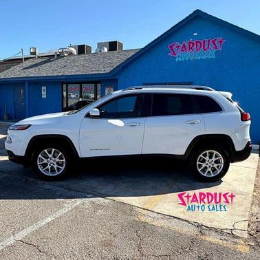 Bright White Clearcoat 2015 Jeep Cherokee Sport
