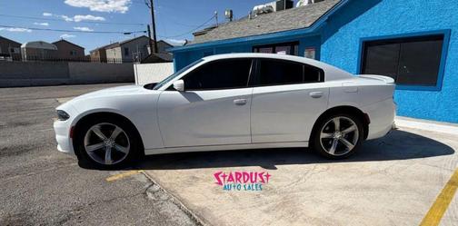 Bright White Clearcoat 2015 Dodge Charger SXT