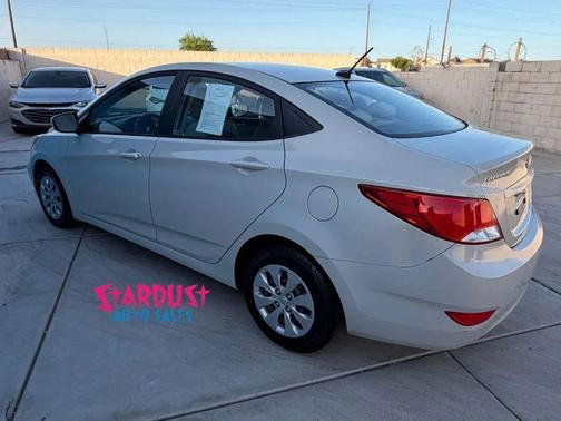 Misty Beige Metallic 2016 Hyundai Accent SE