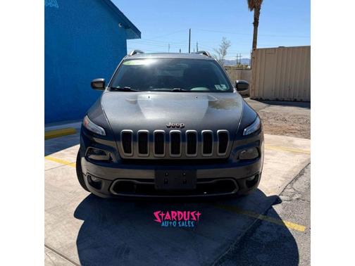 Granite Crystal Metallic Clearcoat 2017 Jeep Cherokee Sport