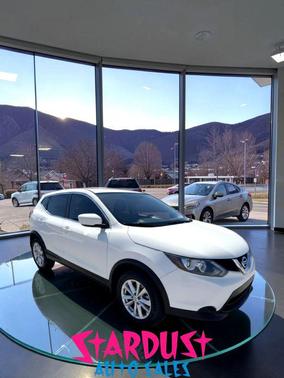 Glacier White 2018 Nissan Rogue Sport S