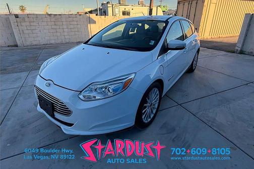 White 2016 Ford Focus Electric Hatchback 4D