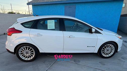 White 2016 Ford Focus Electric Hatchback 4D