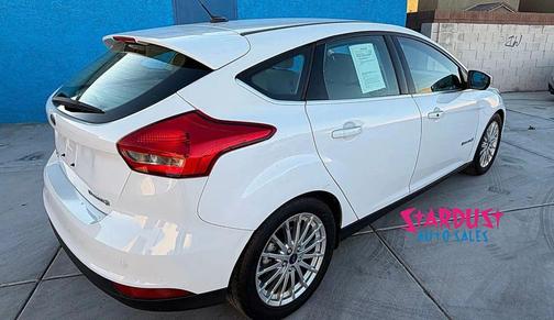 White 2016 Ford Focus Electric Hatchback 4D