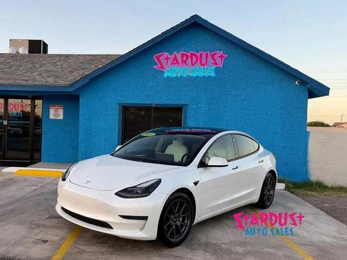 Pearl White Multi-Coat 2021 Tesla Model 3 Standard Range Plus