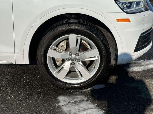 2019 Audi Q5 2.0T Premium Plus