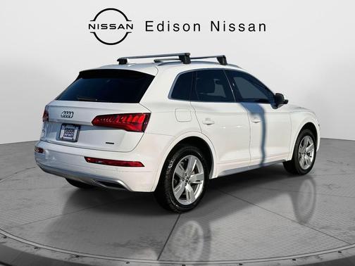 2019 Audi Q5 2.0T Premium Plus