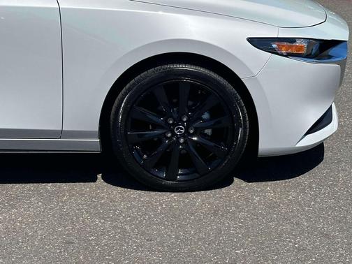 Ceramic Metallic 2025 Mazda Mazda3 2.5 S Select Sport