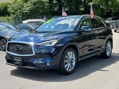 2022 INFINITI QX50 LUXE AWD