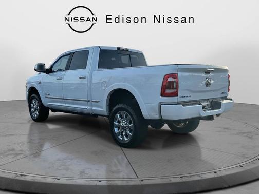 2020 RAM 2500 Limited Crew Cab 4X4 6'4' Box