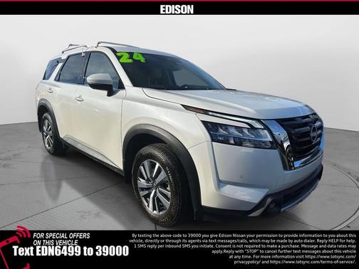 2024 Nissan Pathfinder SL 4WD