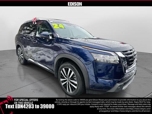 2024 Nissan Pathfinder Platinum FWD