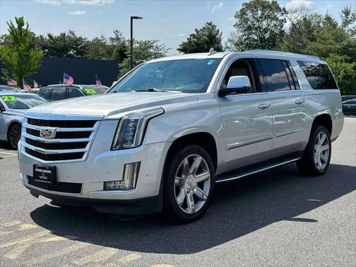 2020 Cadillac Escalade ESV Luxury