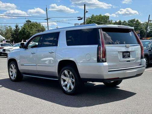 2020 Cadillac Escalade ESV Luxury