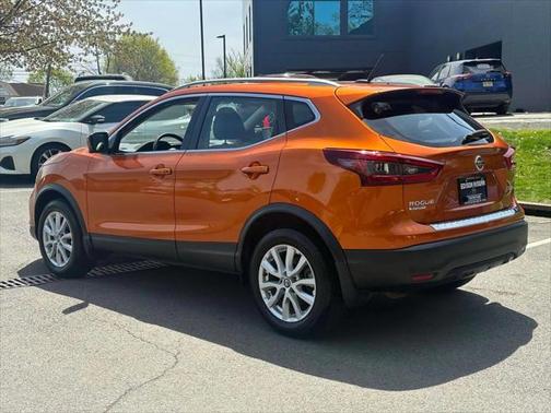 2022 Nissan Rogue Sport SV