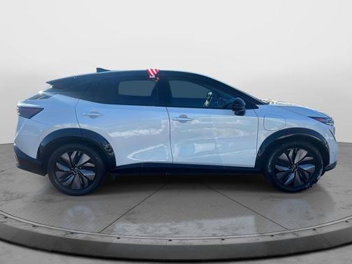 2024 Nissan ARIYA PLATINUM+