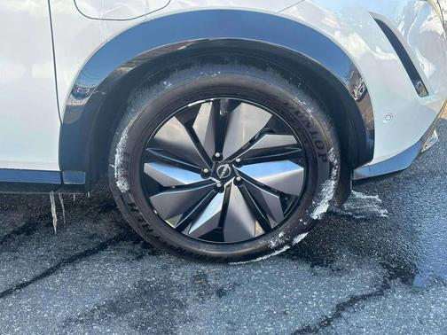 2024 Nissan ARIYA PLATINUM+