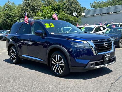 2023 Nissan Pathfinder Platinum 4WD