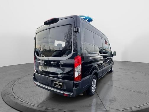 Agate Black Metallic 2022 Ford Transit-350 XLT