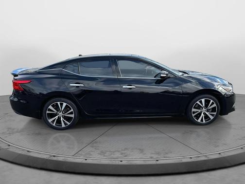 2017 Nissan Maxima 3.5 Platinum