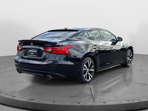 2017 Nissan Maxima 3.5 Platinum