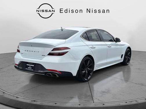 2023 Genesis G70 2.0T AWD