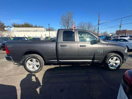 2024 RAM 1500 Classic SLT