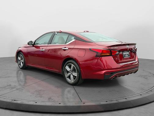 2022 Nissan Altima 2.5 SL