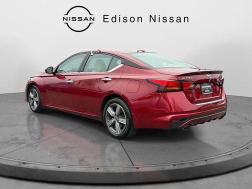 2022 Nissan Altima 2.5 SL