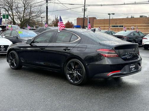2023 Genesis G70 2.0T AWD