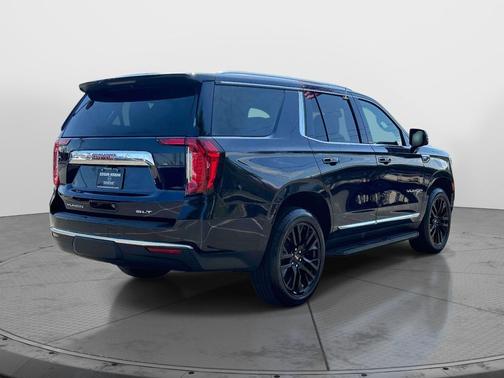 Midnight Blue Metallic 2024 GMC Yukon SLT