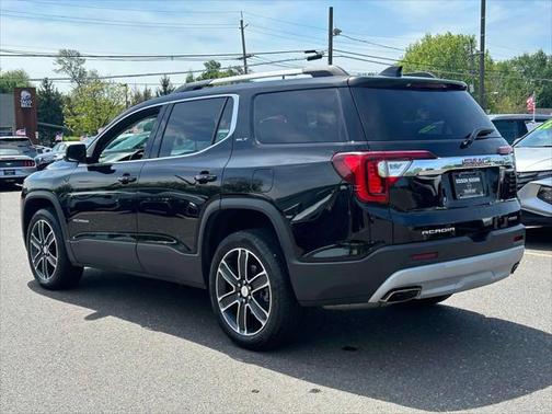 2022 GMC Acadia AWD SLT