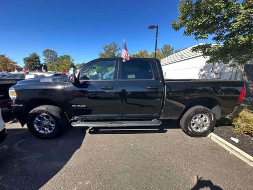 2024 RAM 2500 Laramie Crew Cab 4x4 6'4' Box
