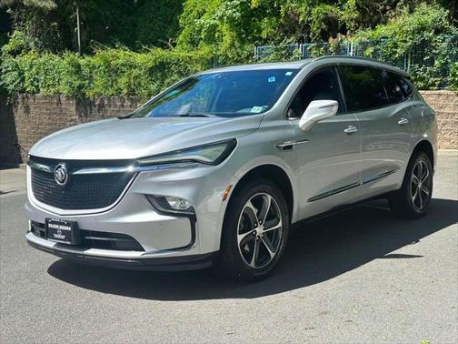2022 Buick Enclave AWD Essence