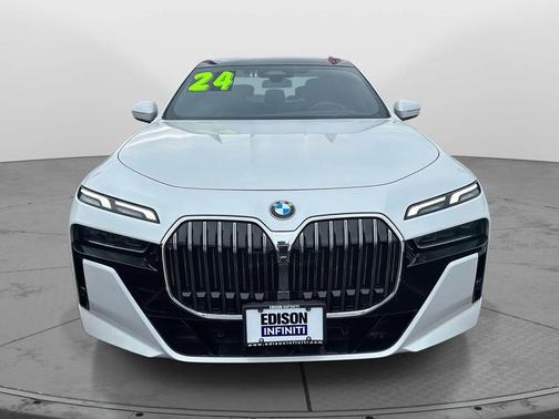 2024 BMW 740 xDrive
