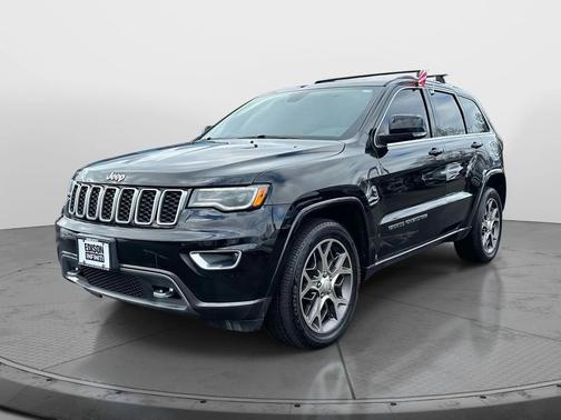 2018 Jeep Grand Cherokee Sterling Edition