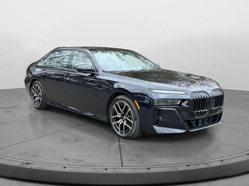 2023 BMW 760 i xDrive