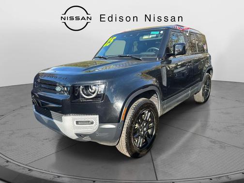 2025 Land Rover Defender 110 P300