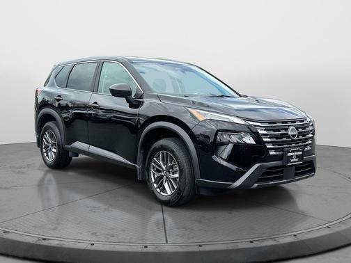 Super Black 2025 Nissan Rogue S