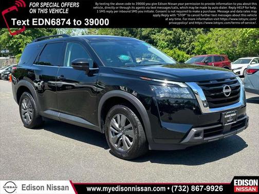 2024 Nissan Pathfinder SV 4WD