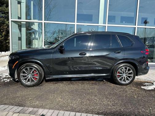 2026 BMW X5 M60i