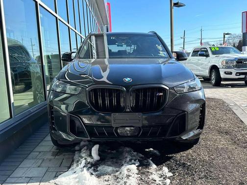 2026 BMW X5 M60i
