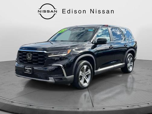 2023 Honda Pilot AWD EX-L 7 Passenger