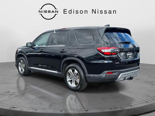 2023 Honda Pilot AWD EX-L 7 Passenger