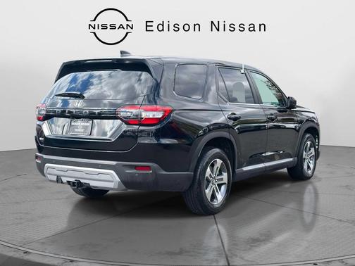 2023 Honda Pilot AWD EX-L 7 Passenger