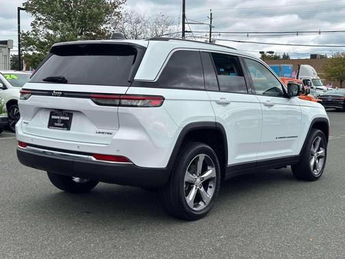 2022 Jeep Grand Cherokee Limited