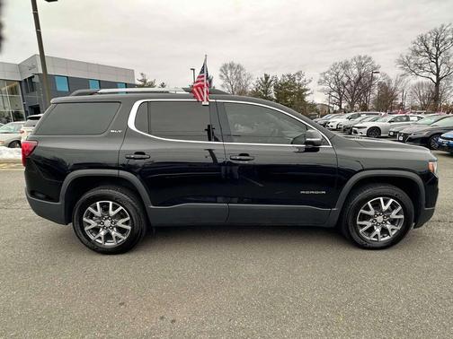 2023 GMC Acadia AWD SLT