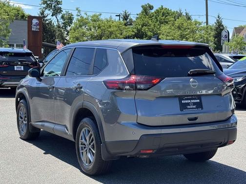 Gun Metallic 2026 Nissan Rogue S