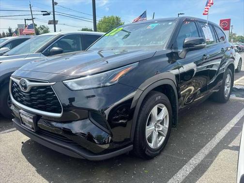 2022 Toyota Highlander L