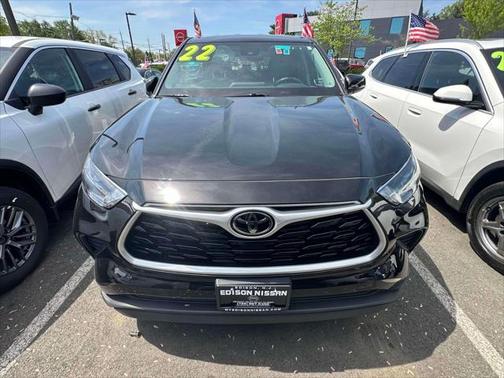 2022 Toyota Highlander L